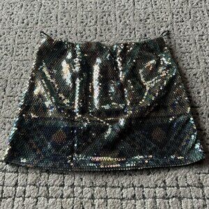 Forever 21 Women's Sequin Mini Skirt Multicolor geometric design Size‎ M